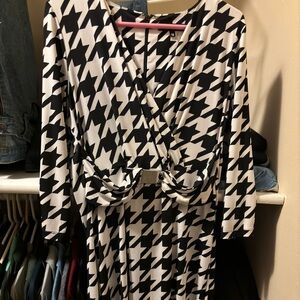Ellen Tracy houndstooth dress